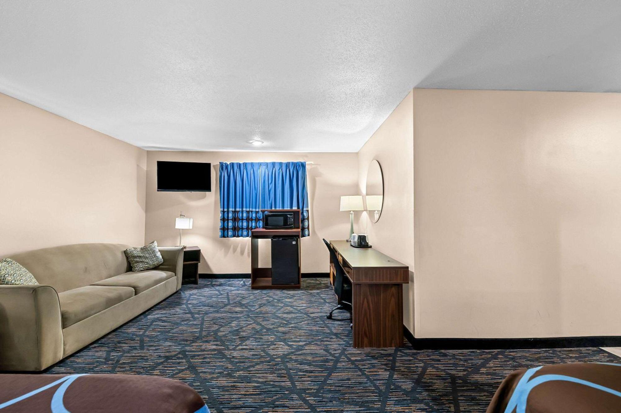 Super 8 by Wyndham Council Bluffs IA Omaha NE Area Motel Bagian luar foto